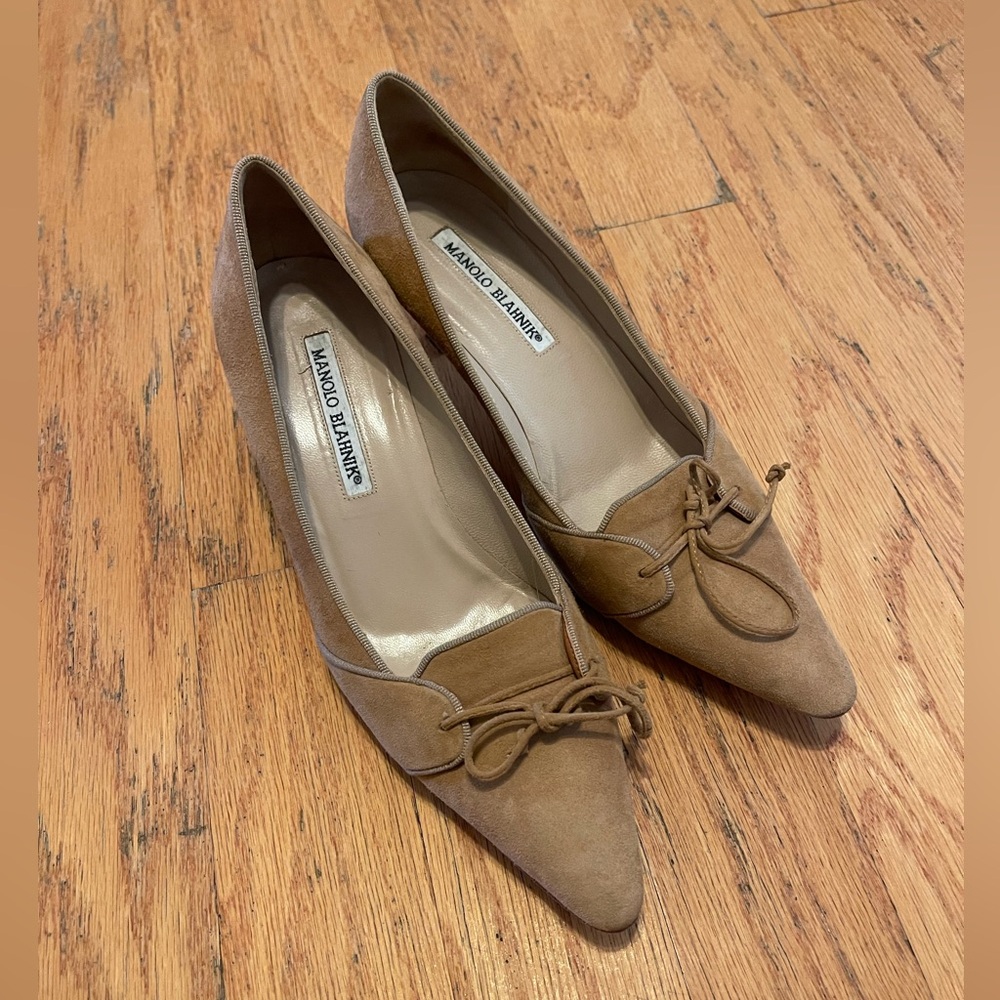 Manolo Blahnik Brown Suede Heels